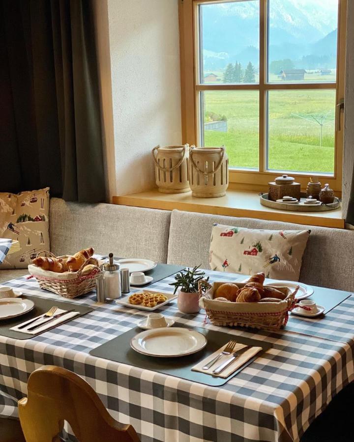 Hotel Haus Tirol Ehrwald Exteriér fotografie