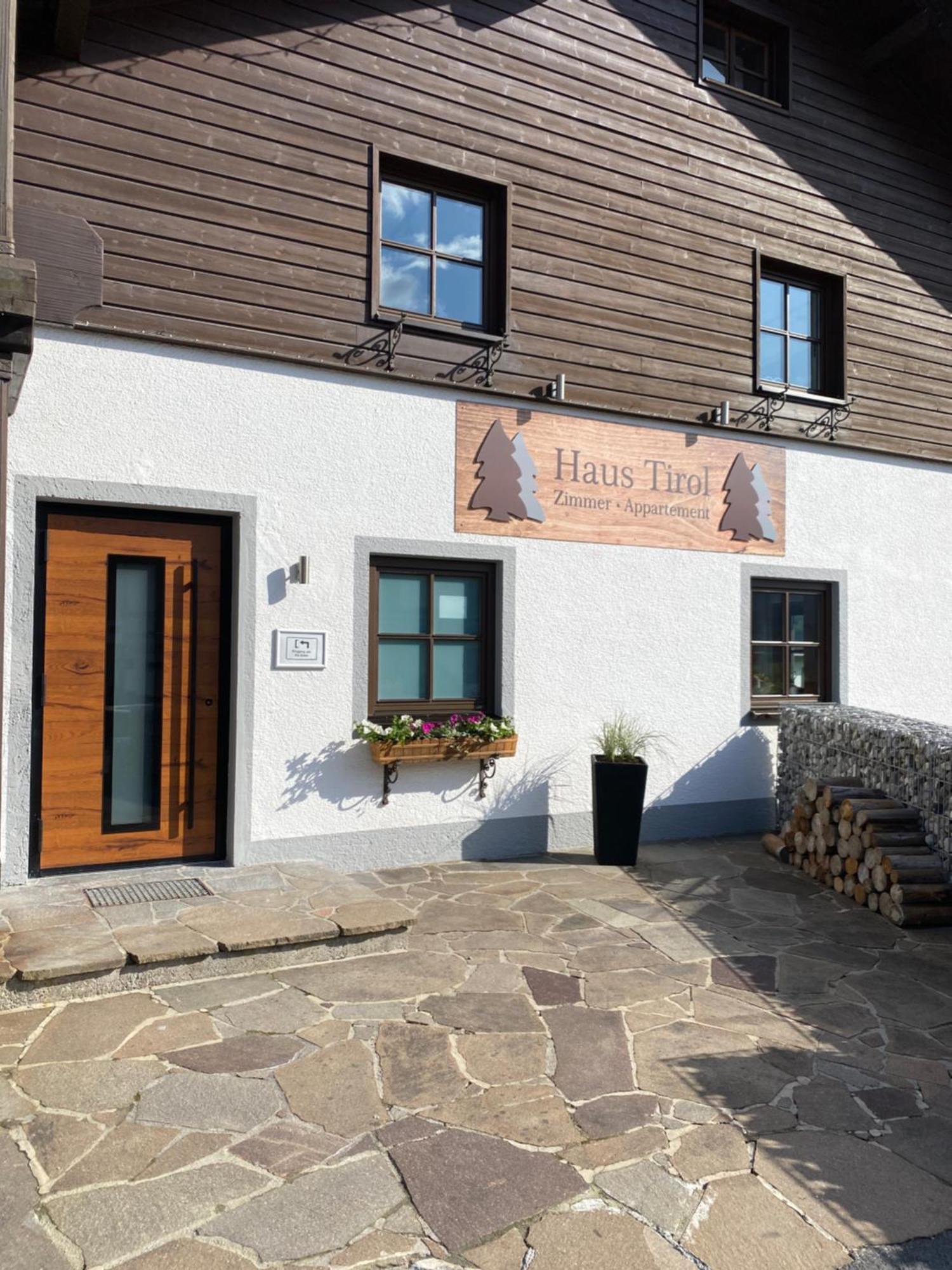 Hotel Haus Tirol Ehrwald Exteriér fotografie